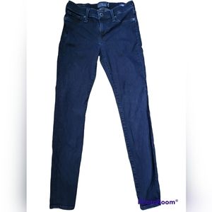 LUCKY BRAND jeans size 2/26 inseam 29inches dark blue